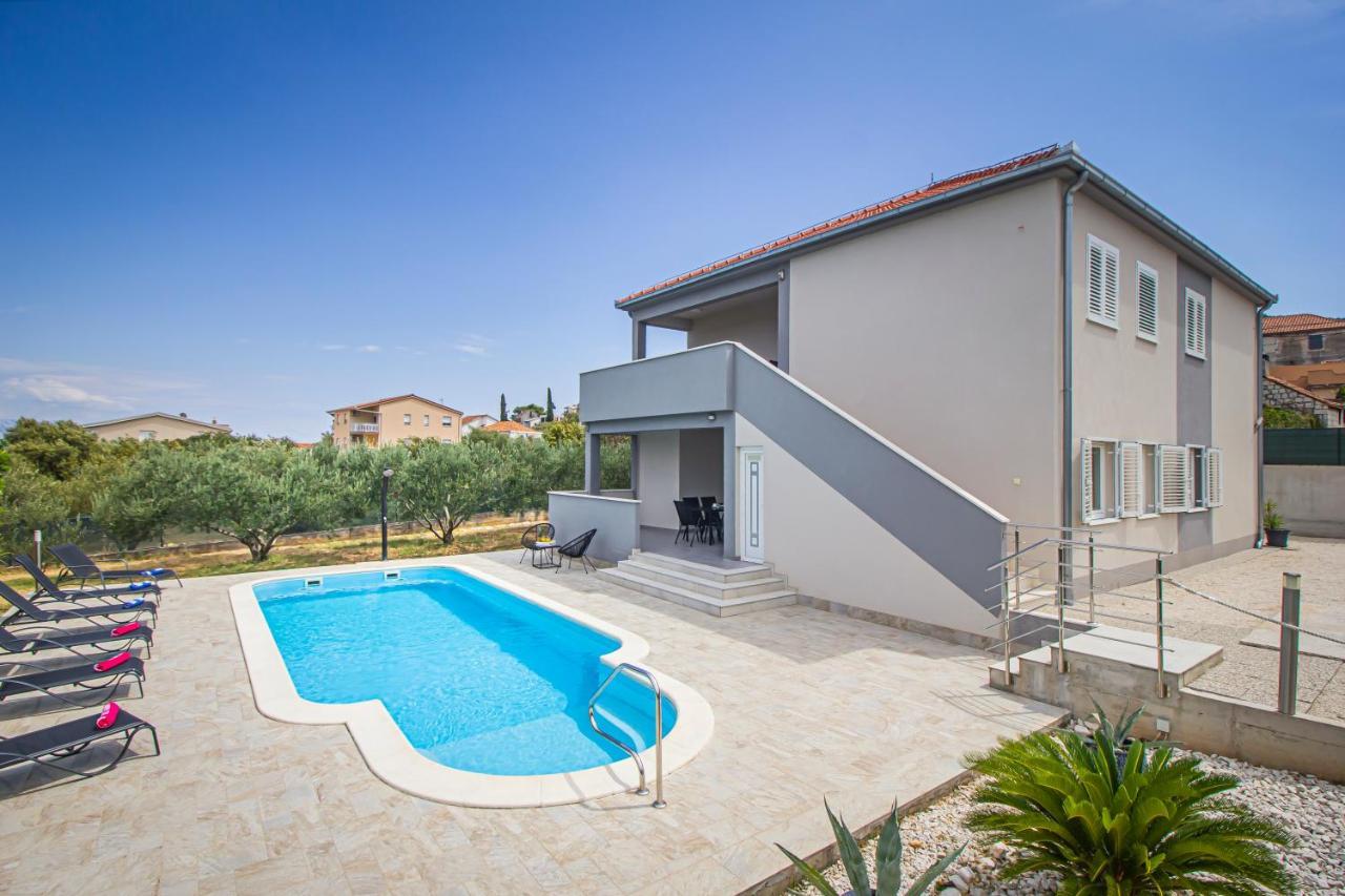 Vila Rozarija Traù Esterno foto